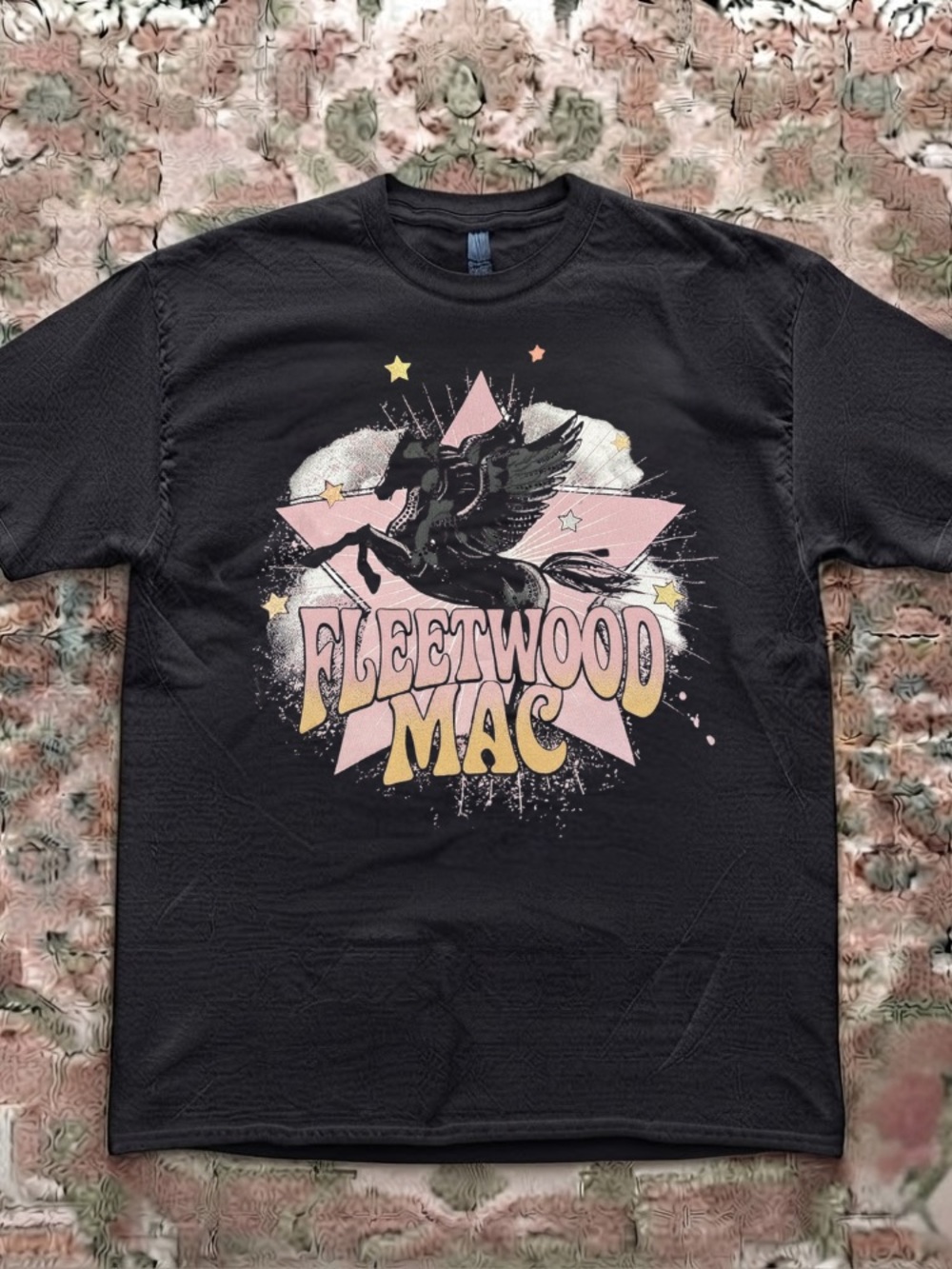 Fleetwood Mac Pegasus Winged Horse Retro Stars Vintage Black T-Shirt